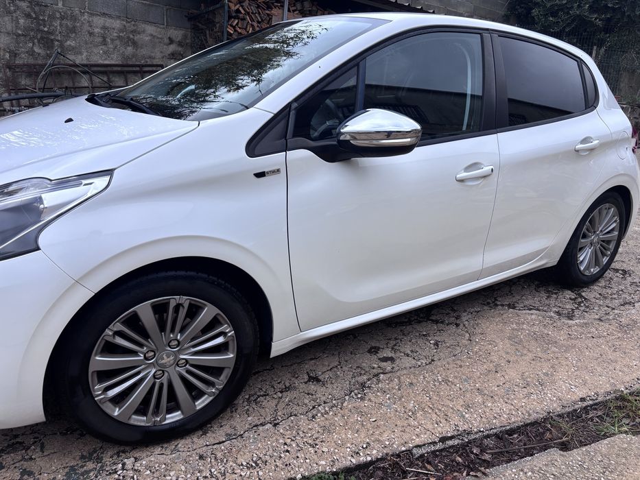 Peugeot 208  style. Nacional — photo 4