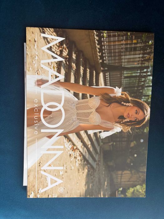 suknia ślubna MADONNA model Lillie kolekcja Famosa 2021