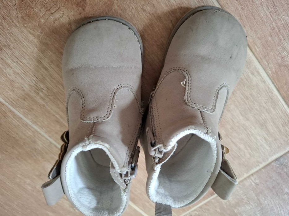 Botas menina tamanho 20 - 21 [BARATO]