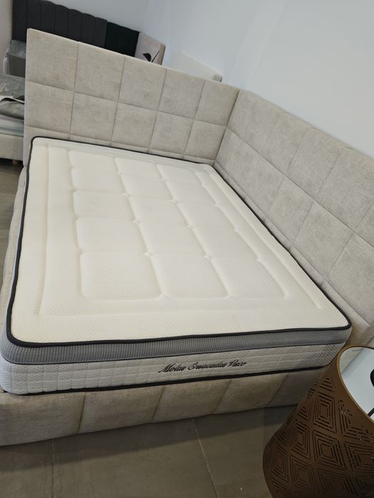 Cama + cabeceira de canto 150x190