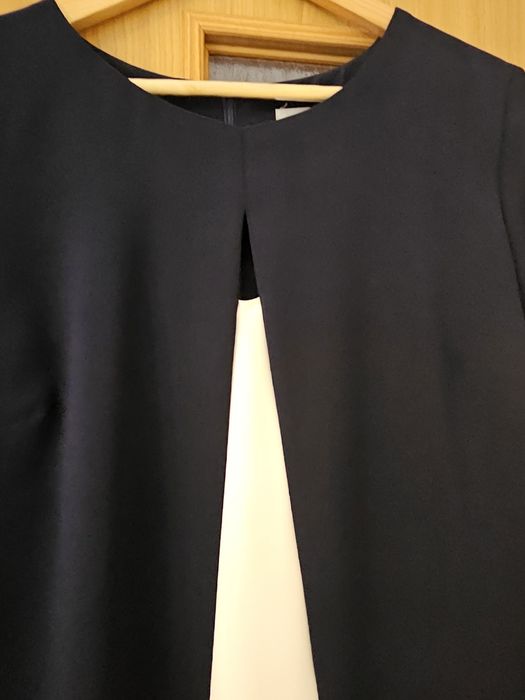Sukienka elegancka granatowa z białym r.42