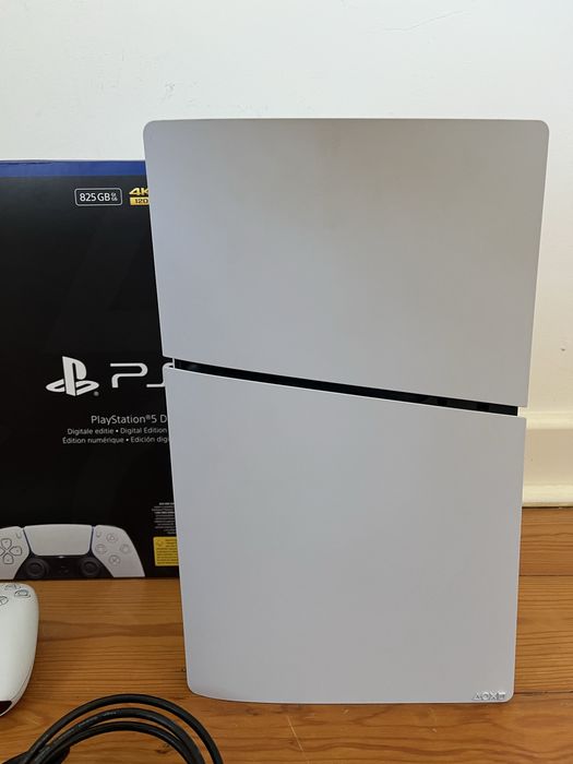 Ps5 Digital Edition (mod slim) 825gb - como nova c/garantia CeX ate 2030