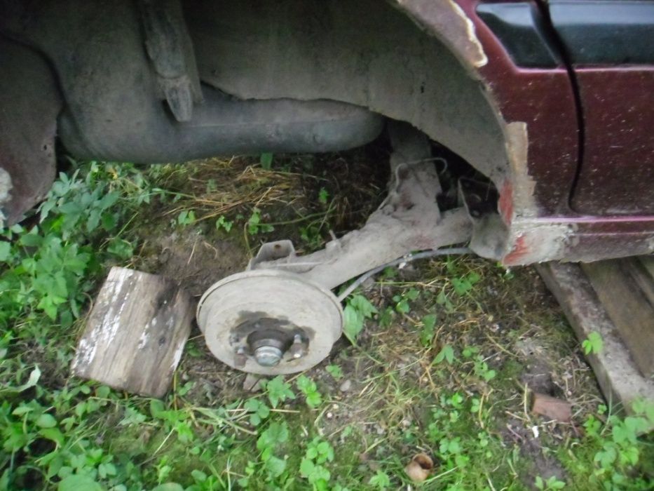 Задня балка Ауді 80 б4 Пассат б2 Гольф 3 Венто Нубіра