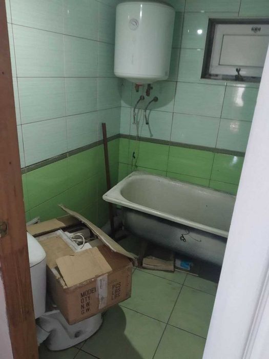 Продажа дома в общем дворе.