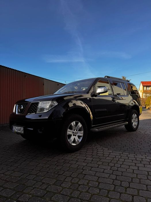 Nissan Pathfinder Nissan Pathfinder PLAZA (7os.)