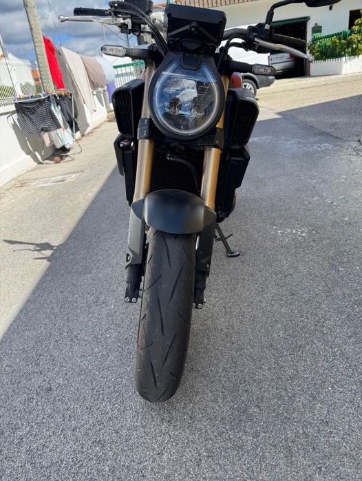 Vendo Honda CB650R