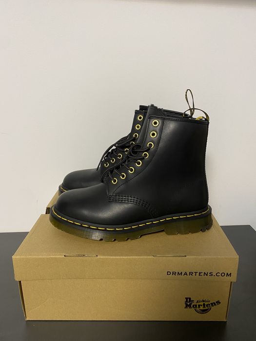Продам чоботи Dr.martens