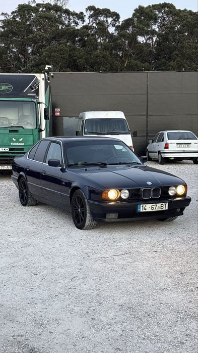 BMW 525