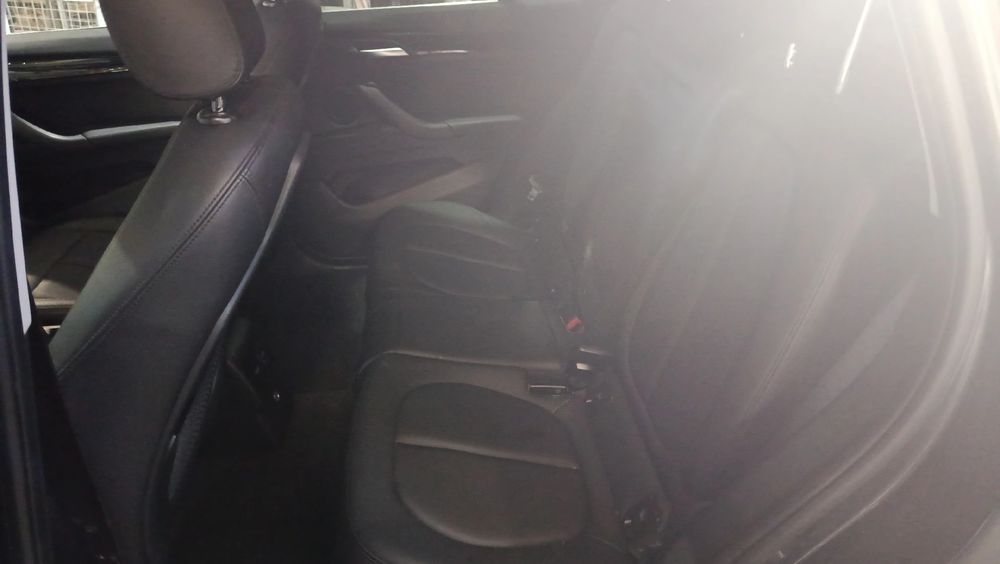 Conjunto de bancos BMW X1 (F48)