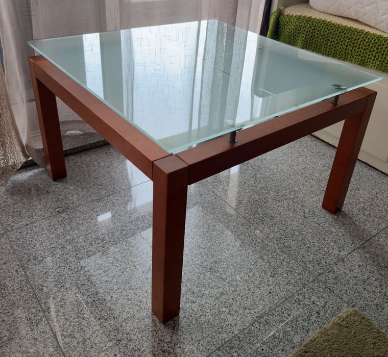 Mesa pequena vidro