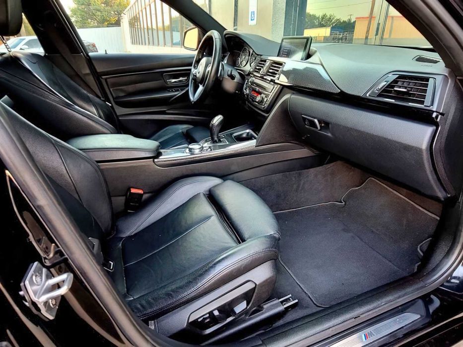 BMW 3 Series 328i      2015