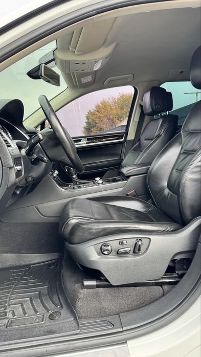 ОФІЦІЙНИЙ VW Touareg FL Фольксваген Туарег 2015р 3,0 дизель CRCA 8АКПП