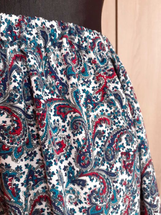 54 56 Jak nowa spódnica w gumę midi letnia plażowa wzory paisley retro