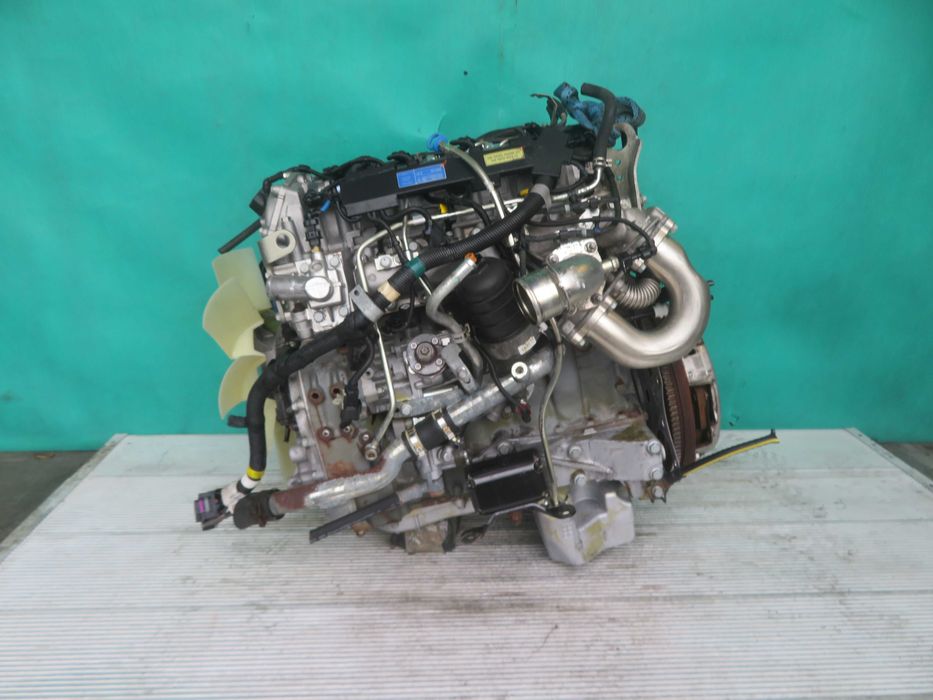 Mitsubishi Canter Fuso 20r 3.0 diesel silnik kompletny F1CFL411D