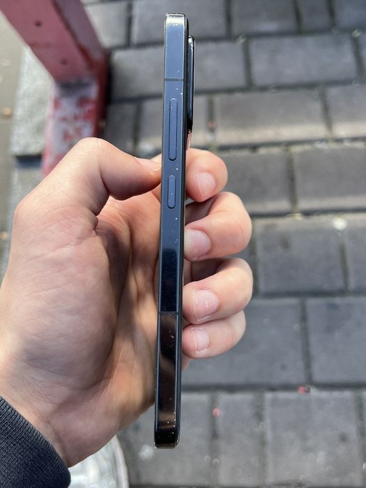 Xiaomi 13 8/256.