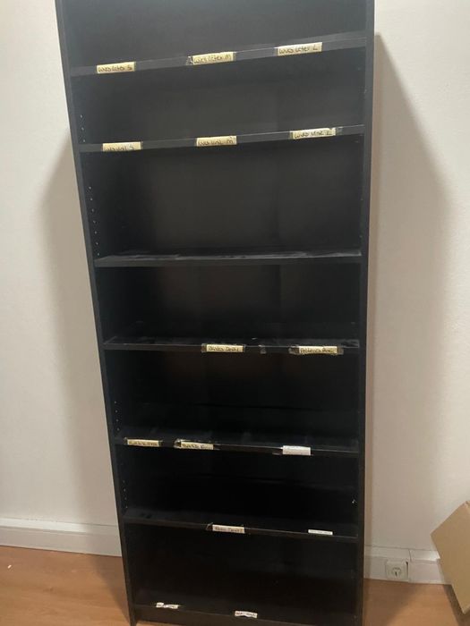 Moveis Ikea - modelo Billy