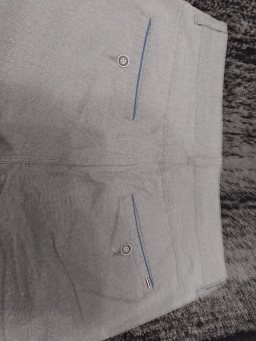 Spodnie materiałowe szare