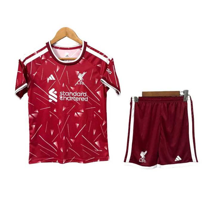 Komplet dziecięcy LIVERPOOL! Szybka wysyłka! Możliwy nadruk!