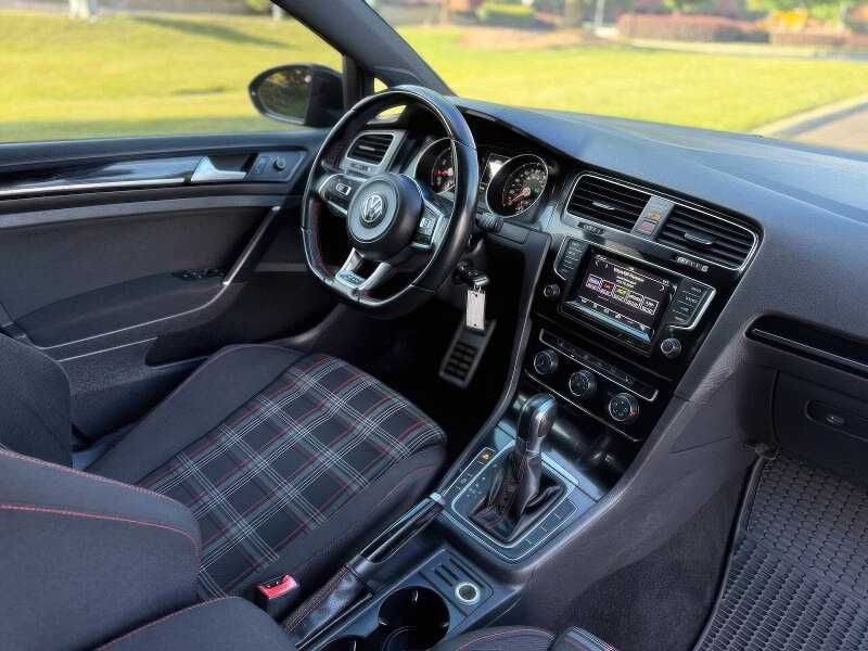 2015 Volkswagen Golf GTI S