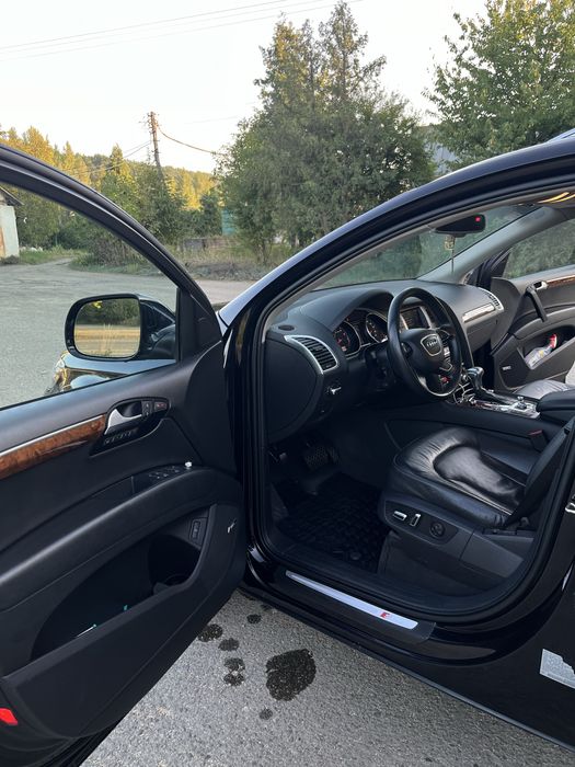 Продам Q7 в хорошому стані