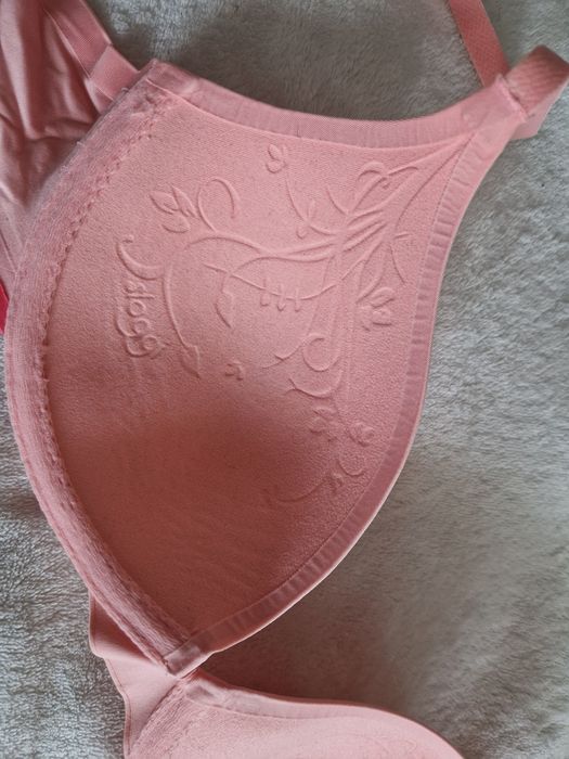 biustonosz różowy sloggi 70 C