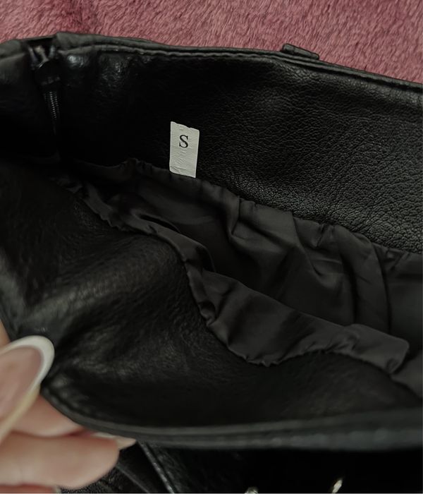 Продам спідницю