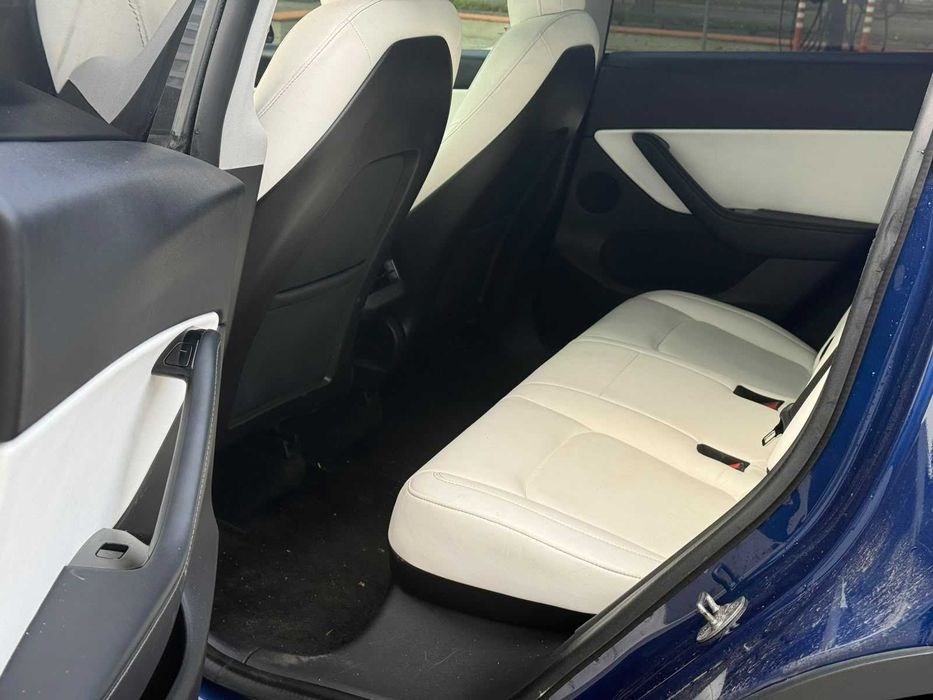 Tesla Model Y 2020