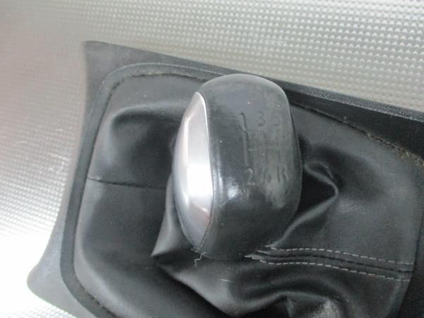 Moca / fole de mudanças PEUGEOT 2008 I (CU_)