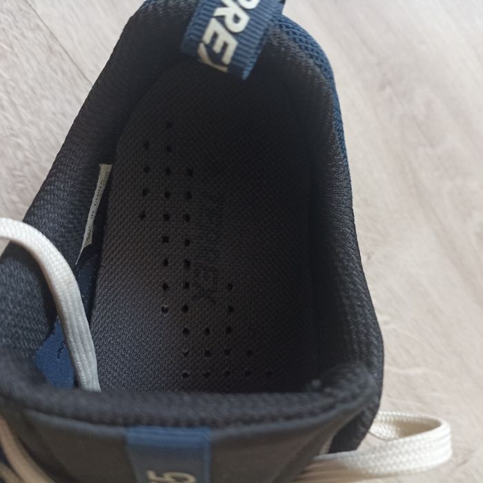 кросівки чоловічі adidas terrex розмір 40.5