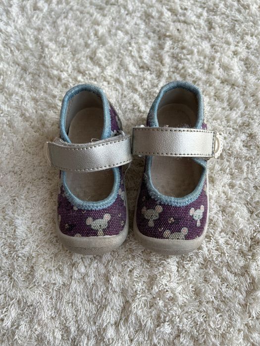 Дитяче взуття весняне