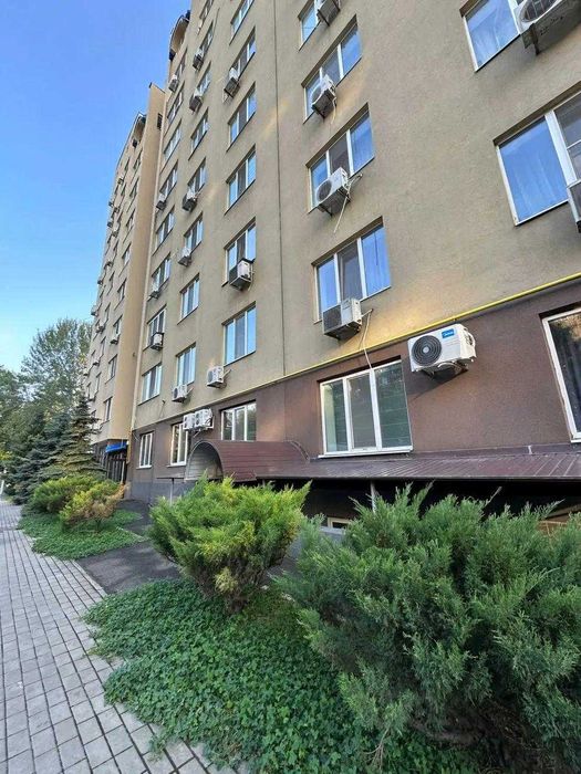 Продам 3 комн. квартиру 109 м² ЖК Приоритет новострой с ремонтом Солнечный NK