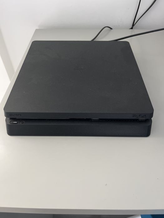 Playstation 4 com varios jogos