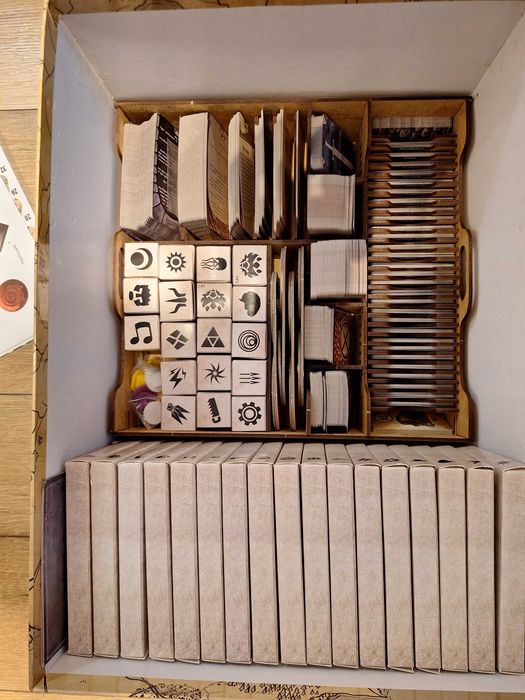 Gloomhaven PL + insert + nowe naklejki