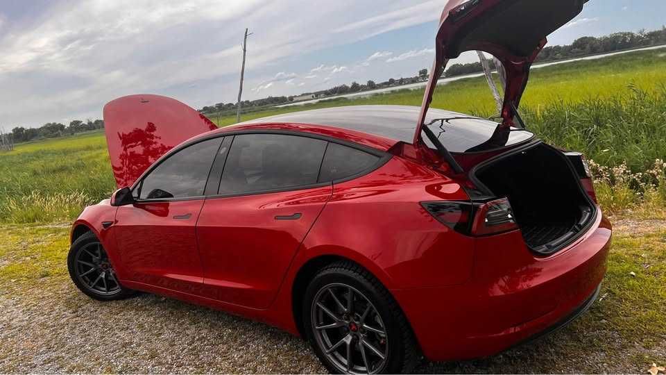 Tesla Model 3 2023