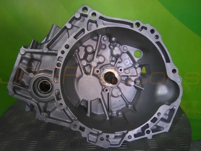 Caixa de Velocidades Toyota Auris 1.6i C101G210 - RECONDICIONADA