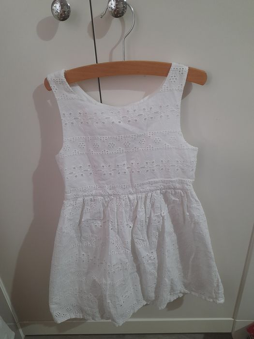 Ażurkowa  sukienka hm