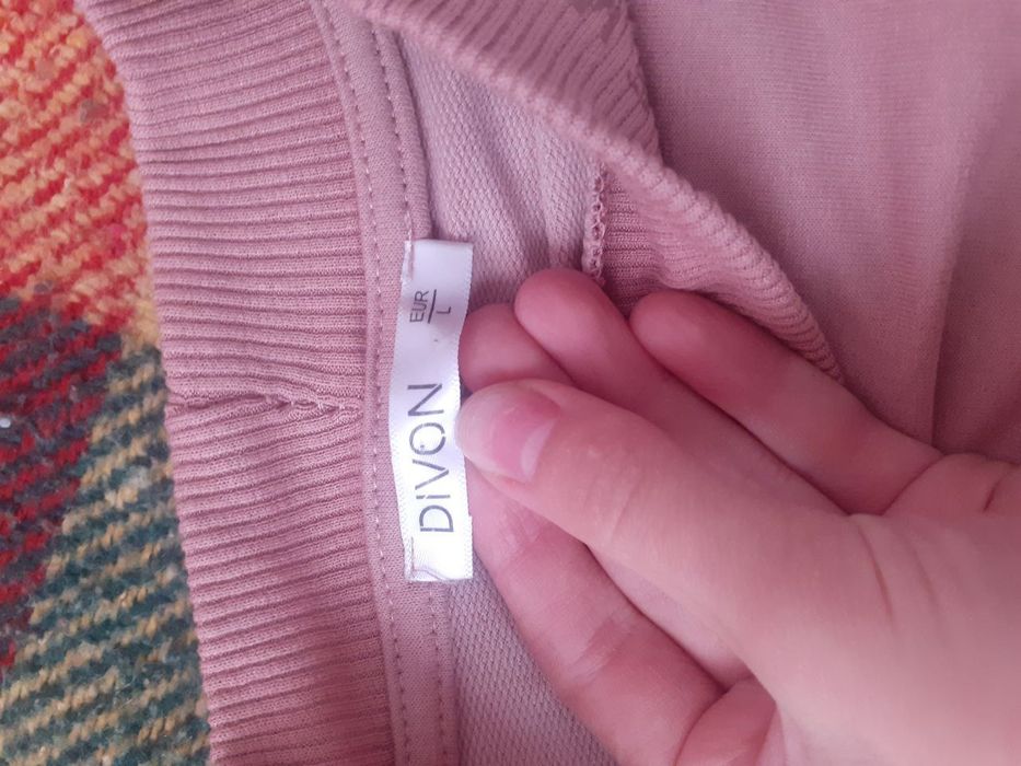 кофтинка нова на s