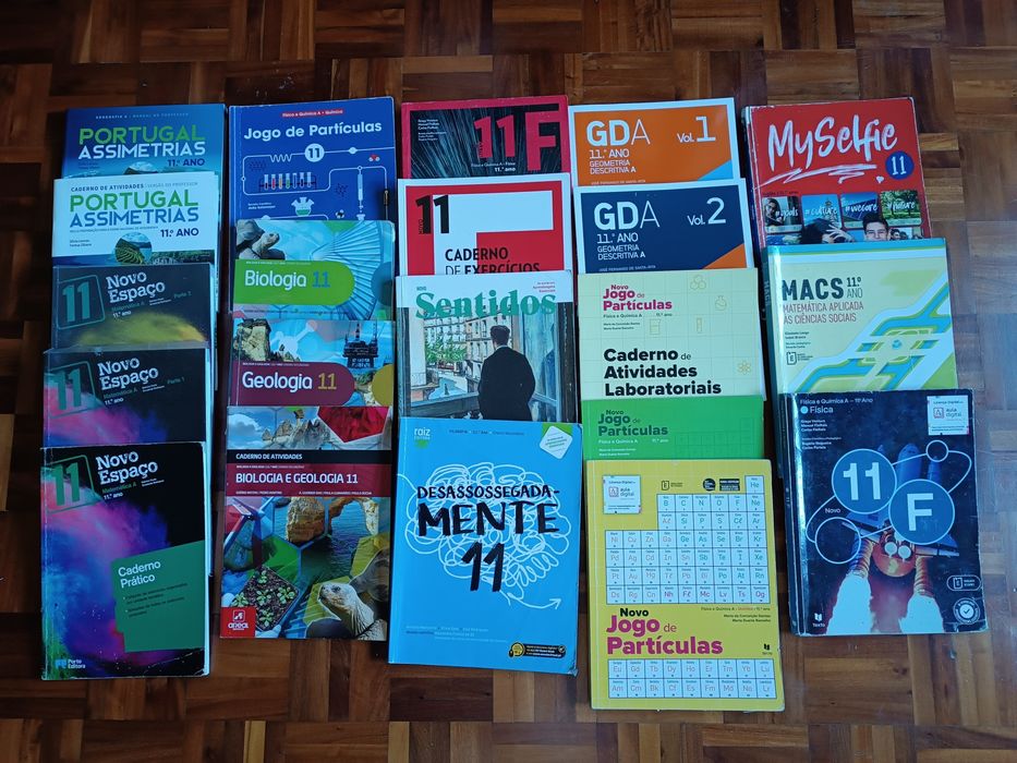livros manuais cadernos todas as disciplinas 6º 7° 8° 9° 10° 11° 12°