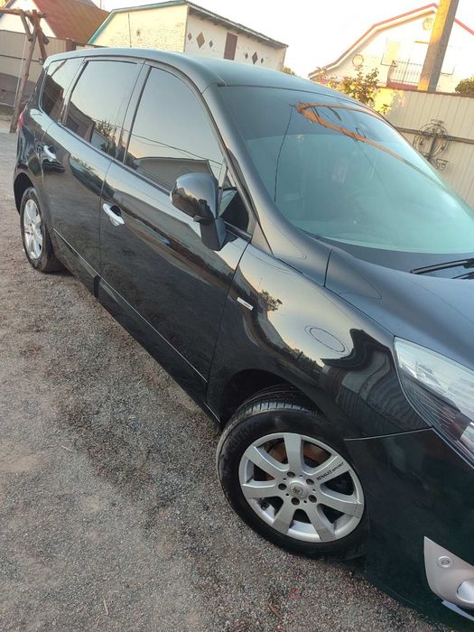 Продам Рено Сценік 3