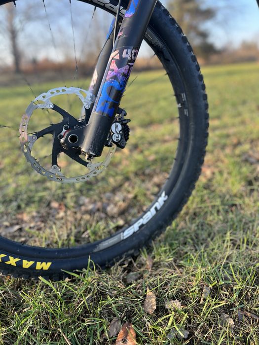 Commencal supreme v4.2 dh fr v4 v4.3