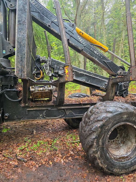 Forwarder Valmet 860.1