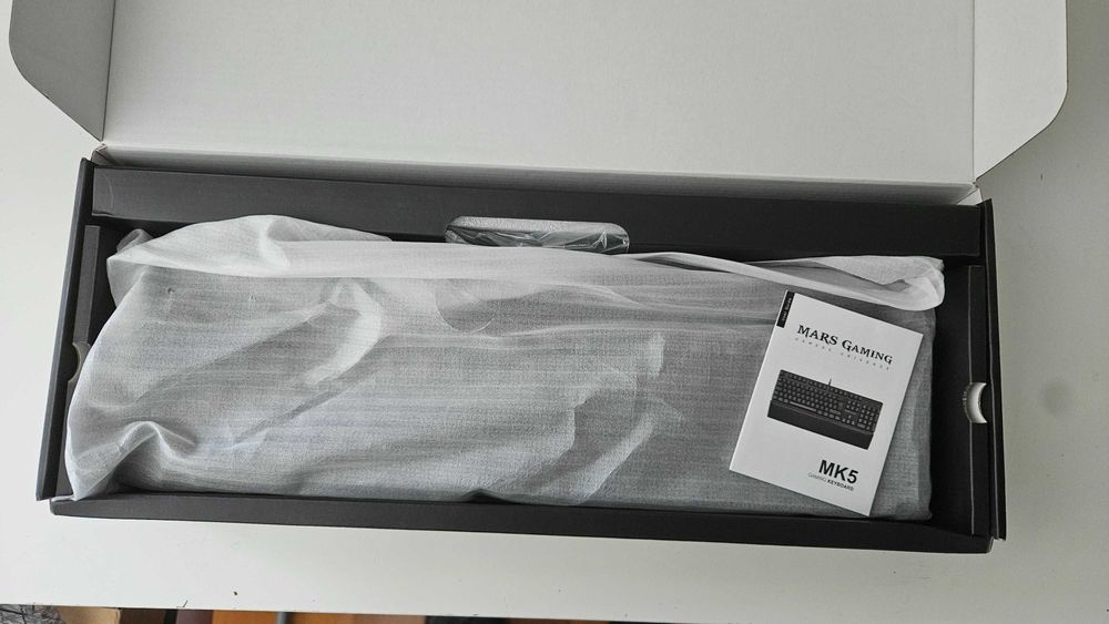 Mars Gaming MK5 - RGB Mechanical Keyboard64284591048066122