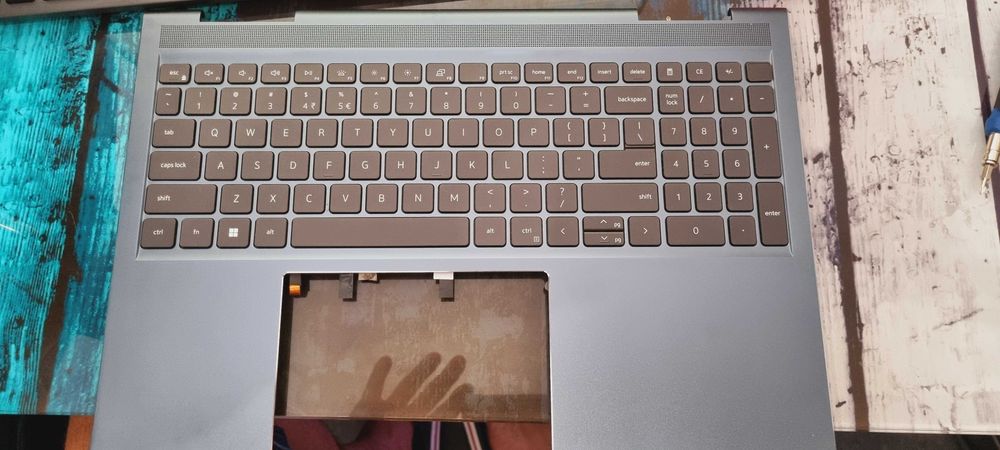 Obudowa górna Dell Inspirion 16 7610