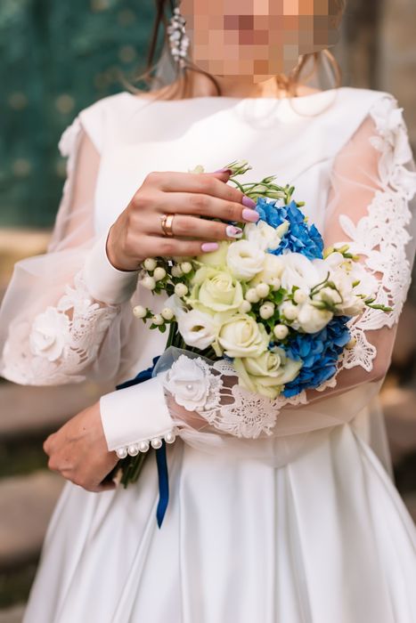 Шикарна весільна сукня, після хімчистки