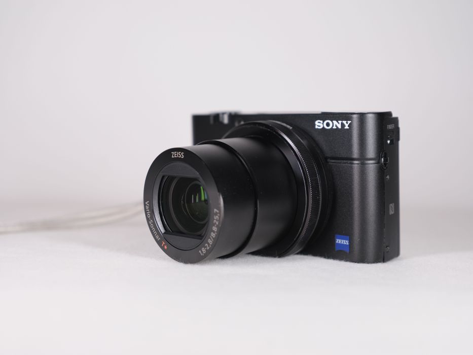 sony rx100 iii - купити цифрові фотокамери - Ціна на OLX.ua