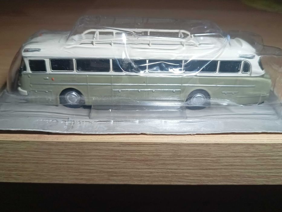 Model kolekcjonerski Autobus w Skali 1:72