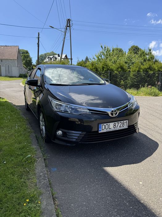 Wynajem Aut ekonomiczna Toyota Corolla 1.6 benzyna LPG