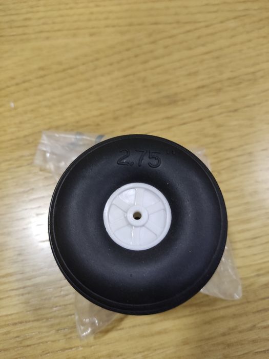 Vário material de aeromodelismo