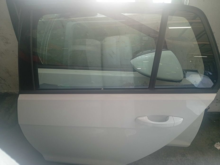 porta tras esq volkwagen golf 7