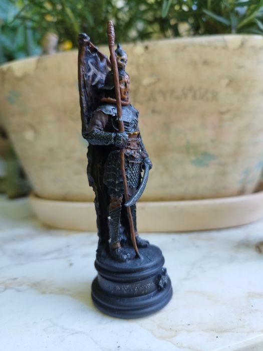 Kolekcjonerskie figurki szachowe